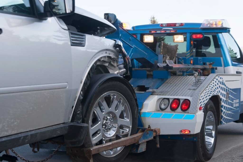 Ottawa Tow Truck towing a vehicle